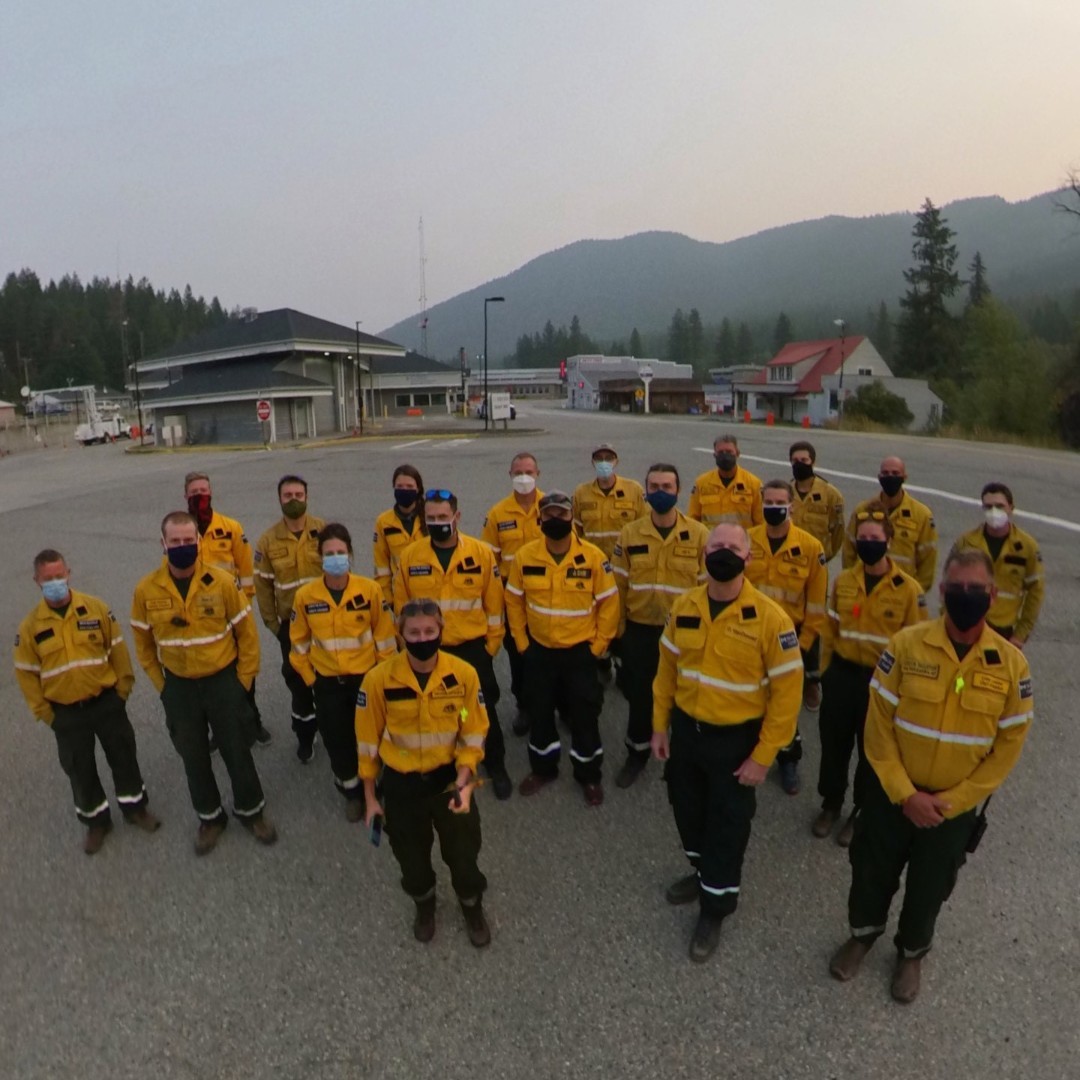 parks canada fire management team members deployed to western us