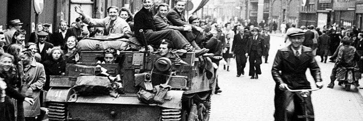 Historic black and white photo of the liberation of the Netherlands
