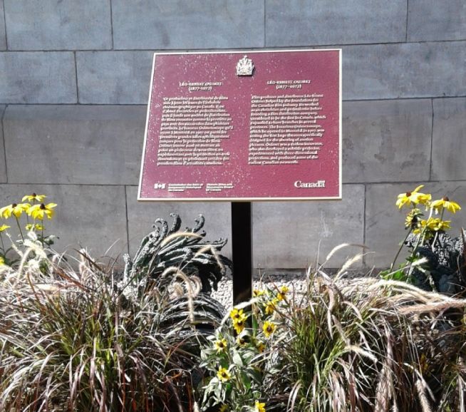 Commemorative plaque on a stand