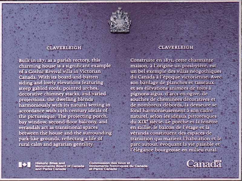 A bronze commemorative plaque