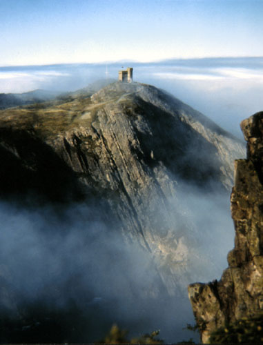 Vue générale de Signal Hill dans les nuages