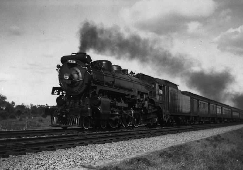 A train going down the tracks