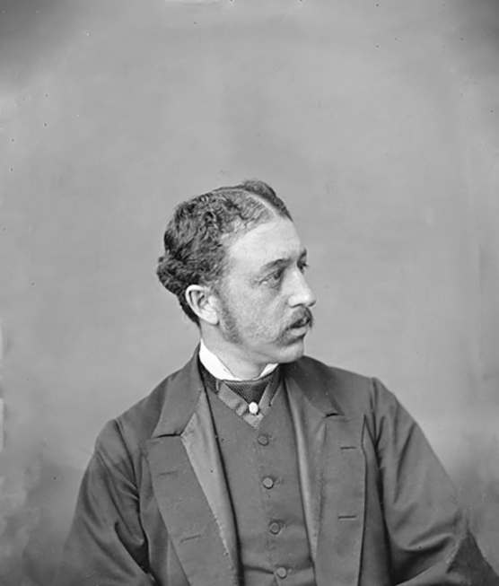 Un portrait en noir et blanc d'un homme