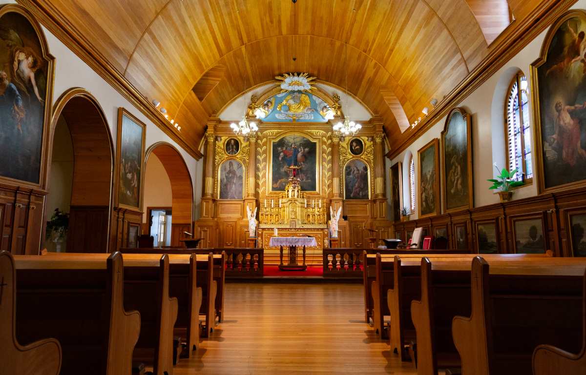 Notre-Dame-des-Anges Church, monastère de l'Hôpital général de Québec, 2019