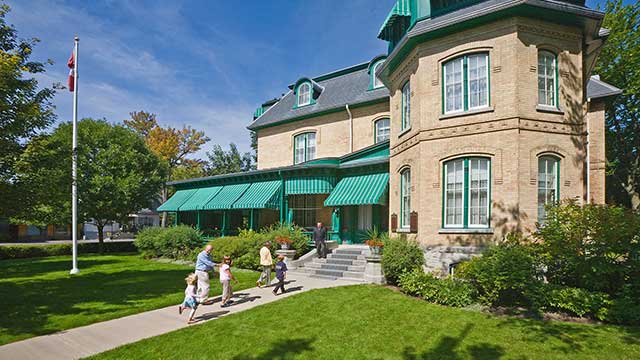 rideau canal locks tour