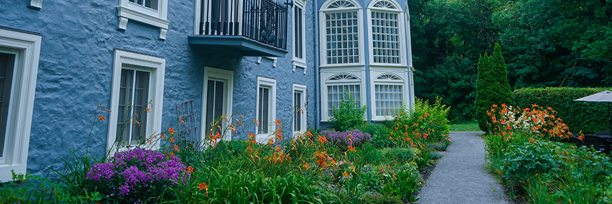 Historic flower garden at Manoir Papineau National Historic Site