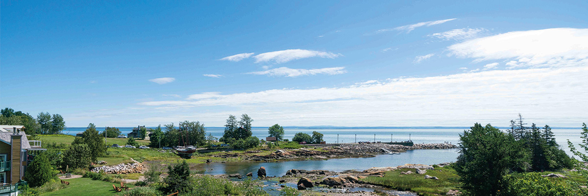 Buildings along the waterfront in Port-au-Persil, Charlevoix.