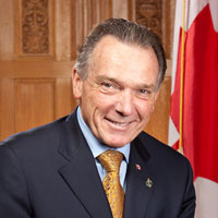 Peter Ken, Ministre de l’Environnement et ministre responsable de Parcs Canada