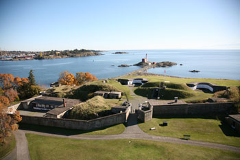 Lower Battery featuring two Disappearing 6” Gun emplacements.