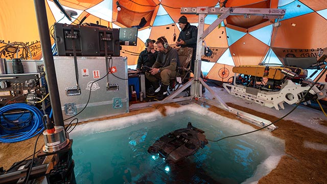 Deep Trekker ROV in the diving hole at the HMS Erebus site, April 2022.