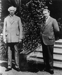 Rt. Hon. Sir Wilfrid Laurier and William Lyon Mackenzie King at Sydney
