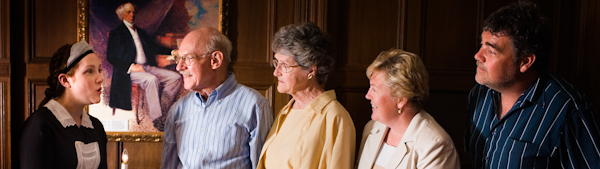 Une visite guidée à la chandelle