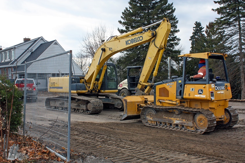 Travaux de construction dans le secteur résidentiel, accès à partir de l’écluse 19