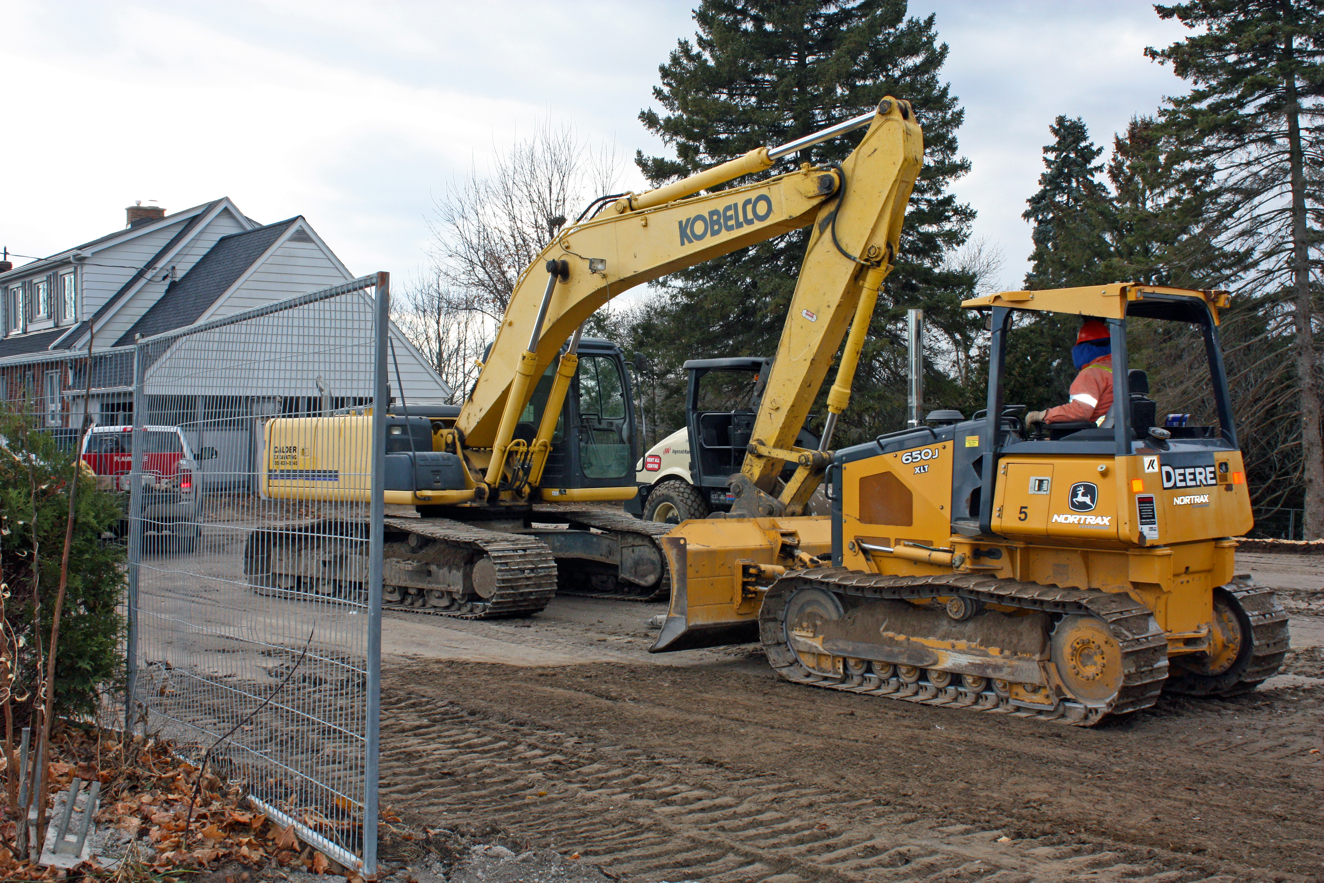 Construction work within the residential area, across from Lock 19