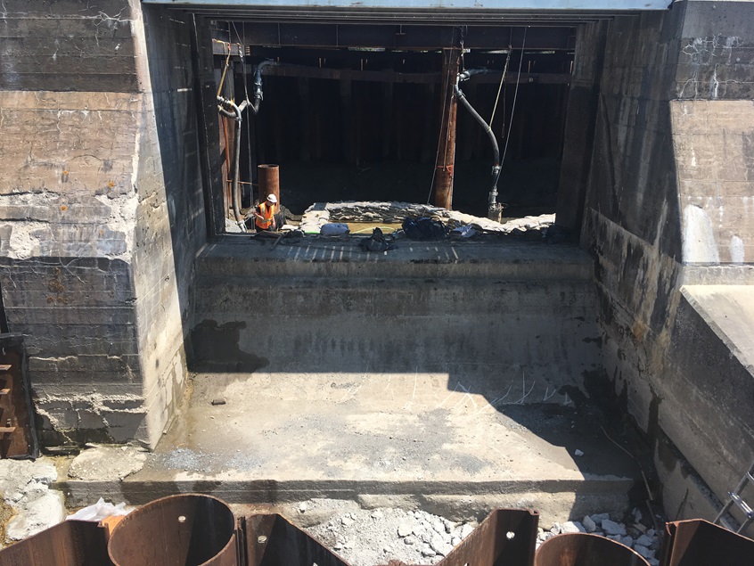 A concrete dam without the water