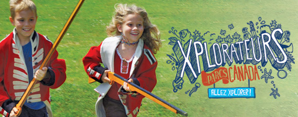 Enfants en costume de soldat.