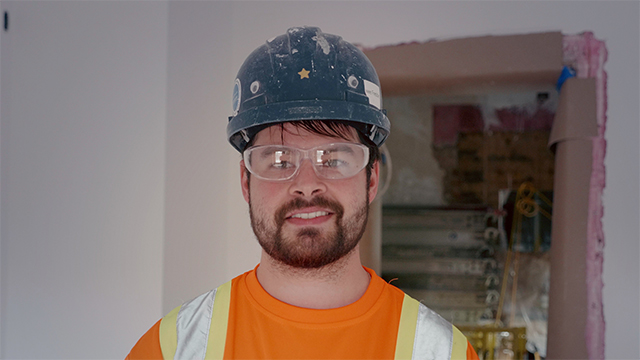 Sam Van Esch, Traditional Plasterer with Heritage Grade