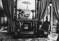 The Grand Salon 1915