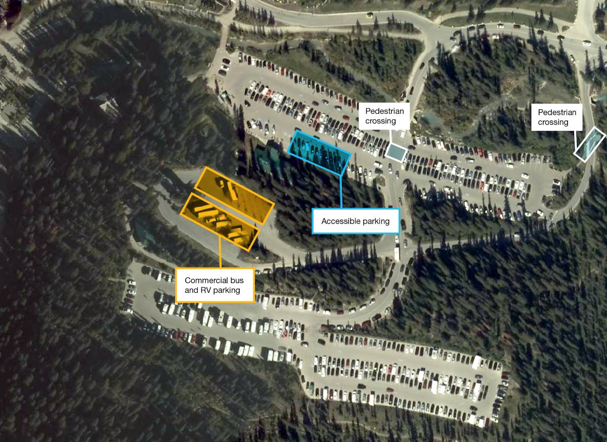 Lake Louise Lakeshore parking lot layout (Winter 2025/2026)