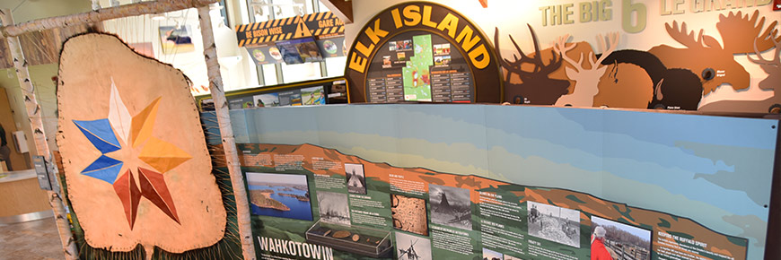 The Star Blanket greets visitors in the new Wahkotowin Visitor Information Centre, opened May 2019.