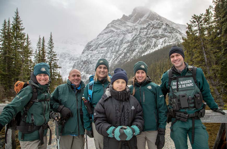 Greta Thunberg with Parks Canada staff, photo BBC