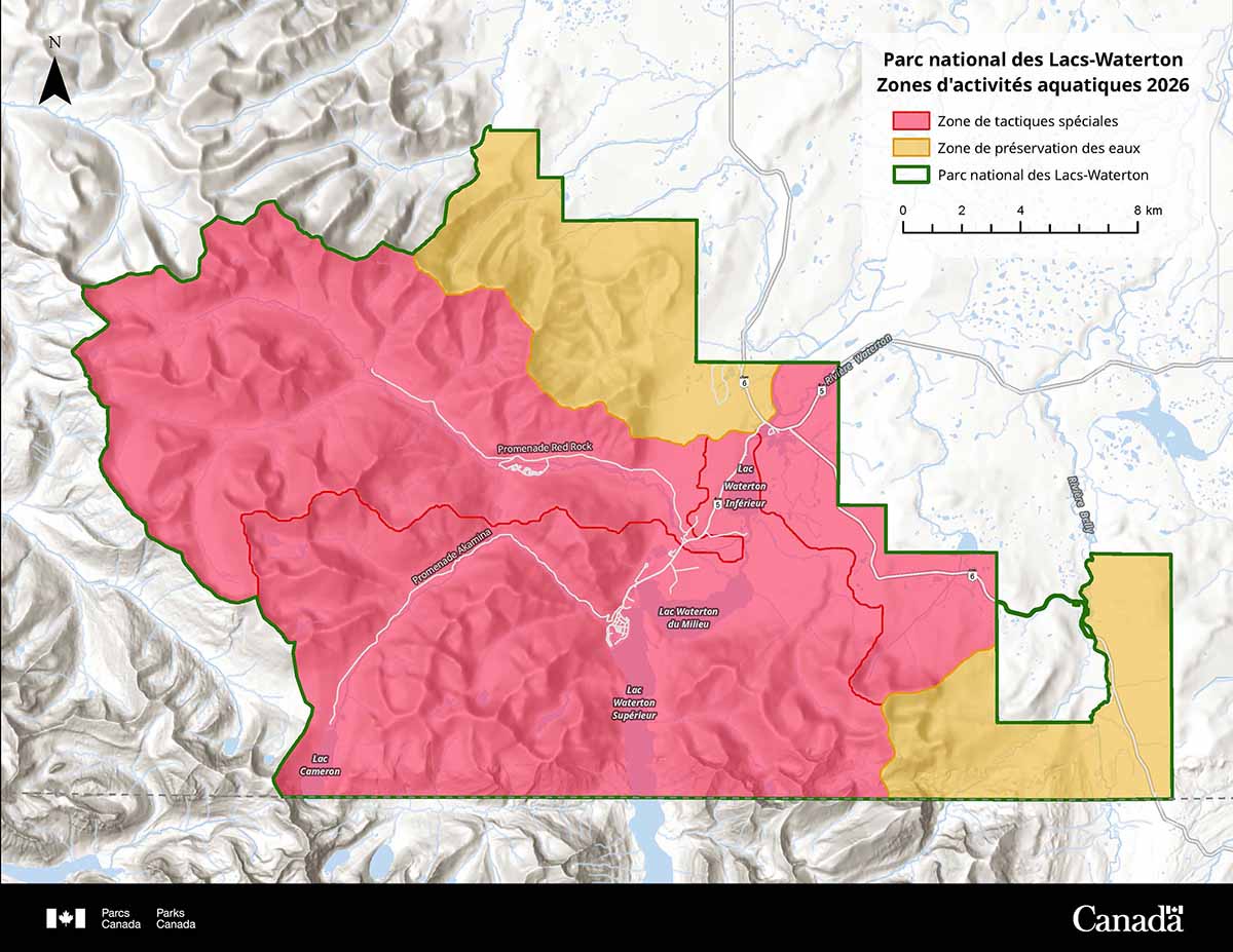 Carte indiquant les zones d’activités aquatiques restreintes dans le parc national des Lacs-Waterton