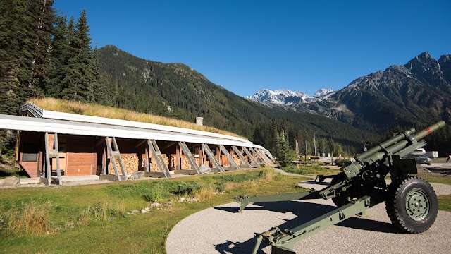 glacier tour canada