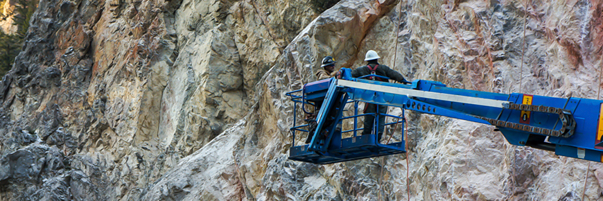 Rock scaling in Sinclair Canyon 