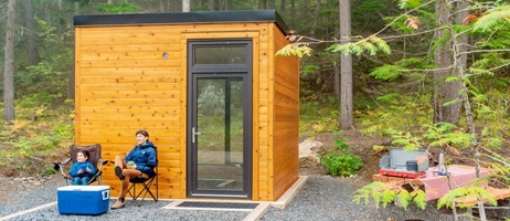 Camping en MicrOcube, Forêt de Neige au parc national du Mont-Revelstoke