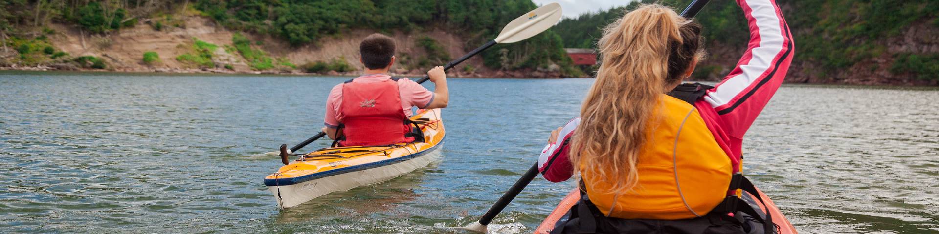 Kayakers near Point Wolfe covered bridge