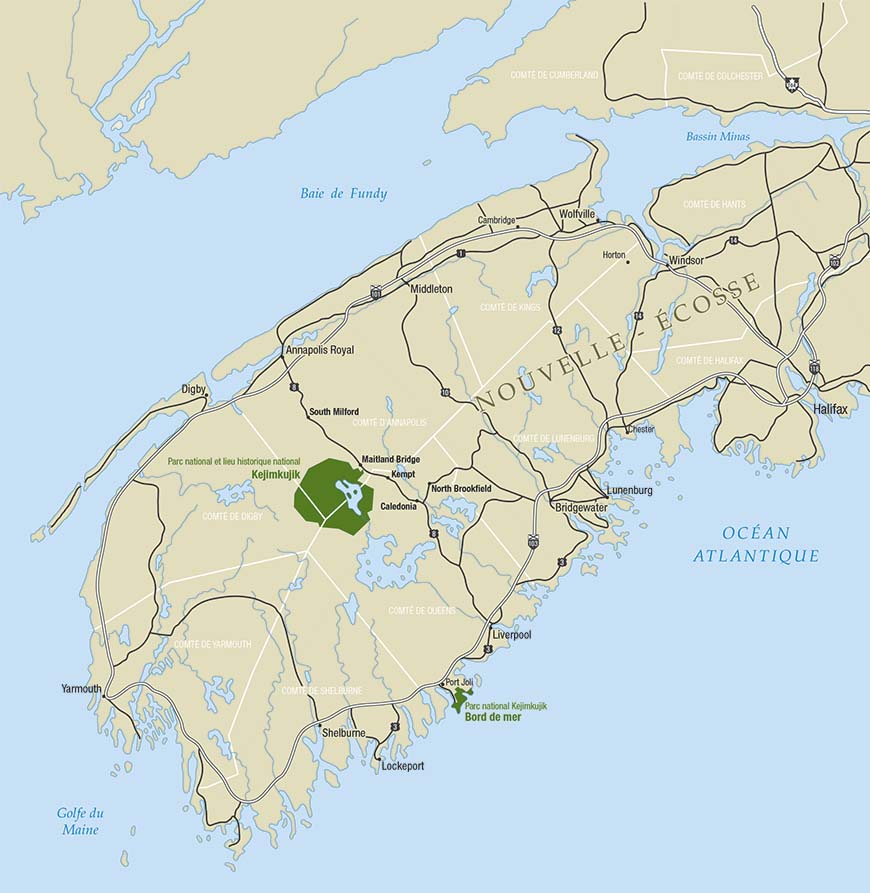 Cette carte du sud de la Nouvelle-Écosse montre les principales routes menant au parc national et au lieu historique national de Kejimkujik et à Kejimkujik Bord de mer.