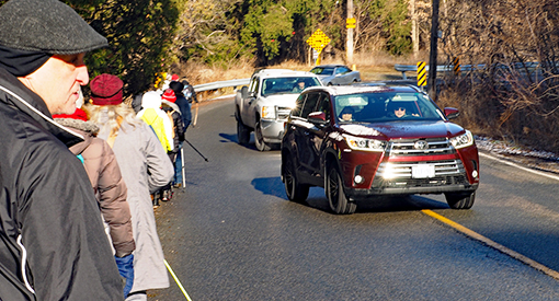 Dangerous trail crossing at Twyn Rivers Day Use Area