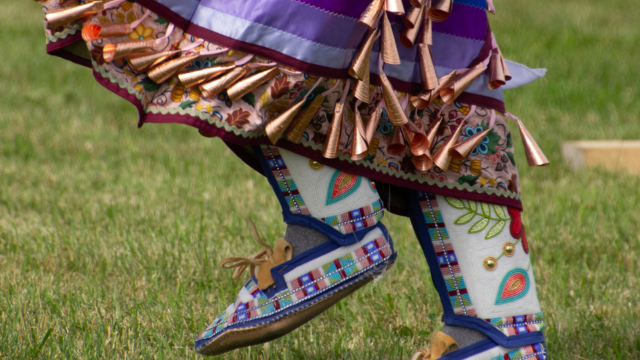 Traditional Mi'kmag costume elements.