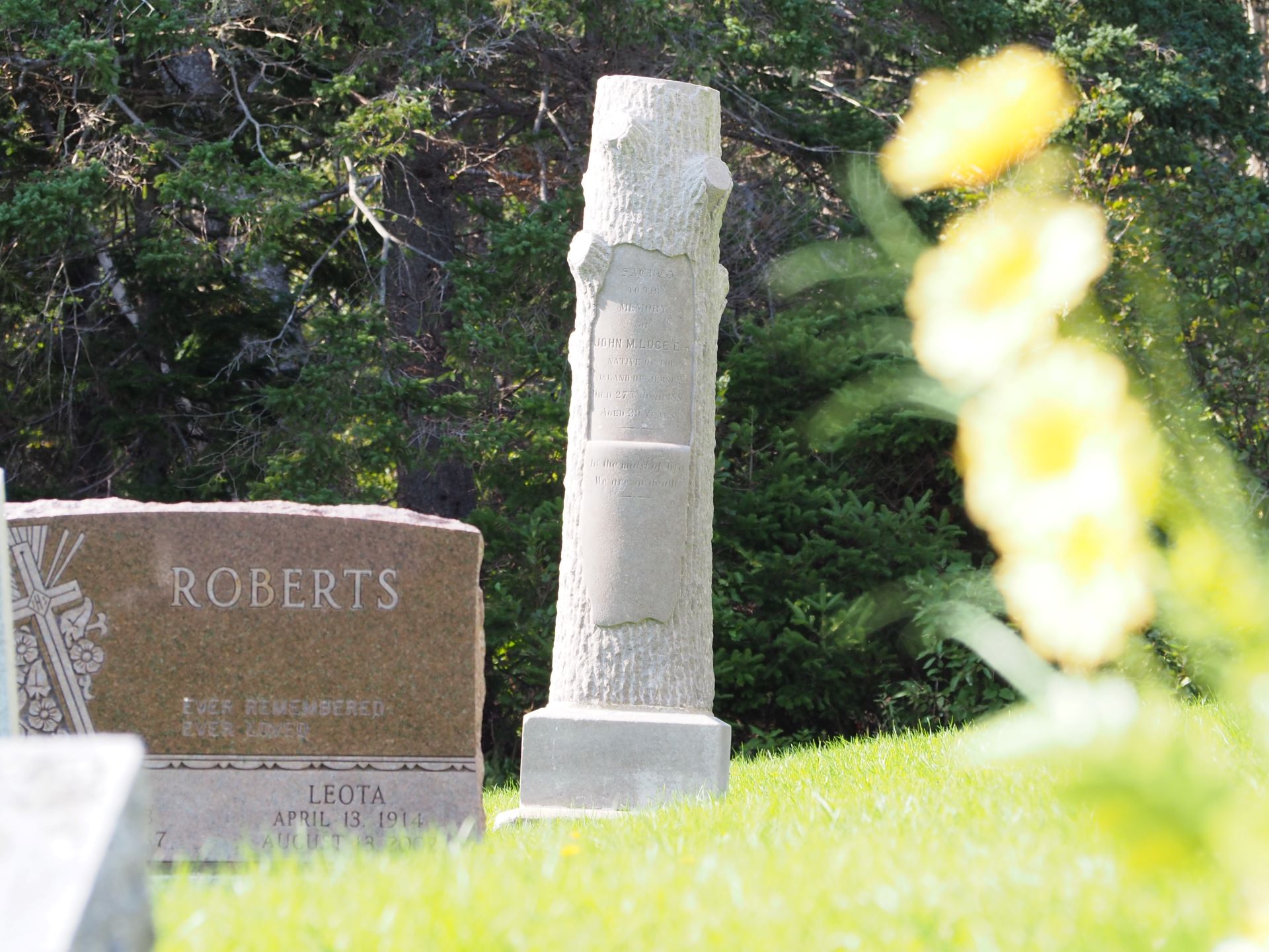 Monuments funéraires