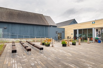 The outdoor terrace of the food service.