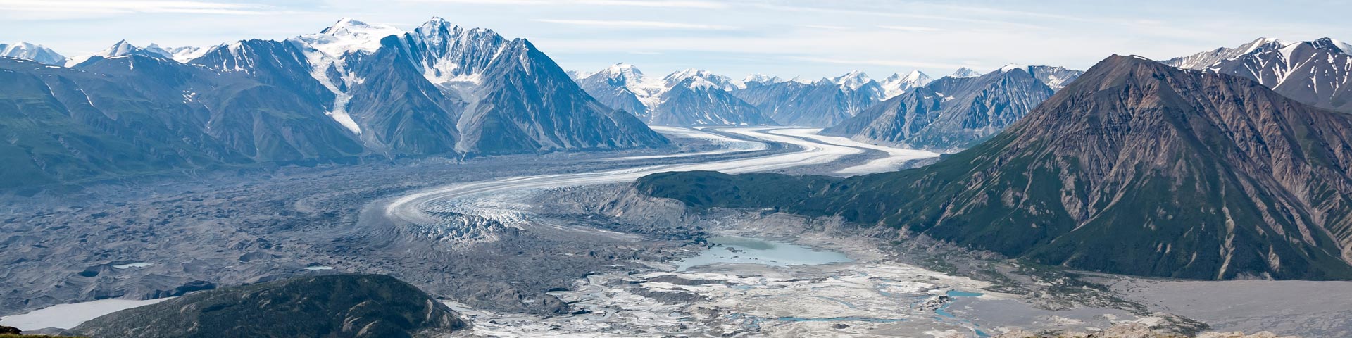 Vue du glacier Kaskawulsh dans le parc national et réserve de parc national Kluane