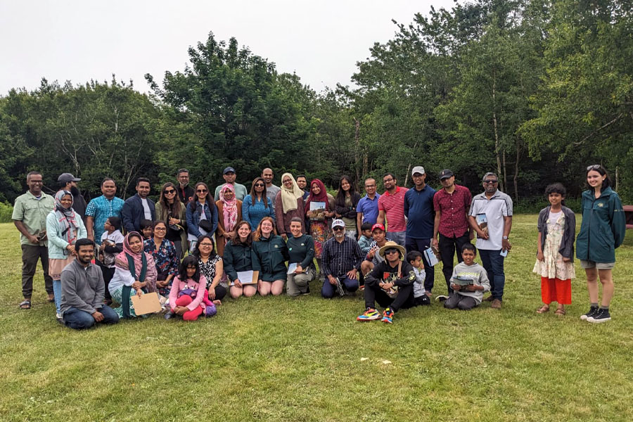 A large group of Learn-to Camp participants.