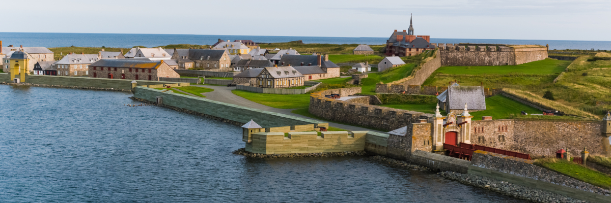 Vue aérienne de la forteresse de Louisbourg.