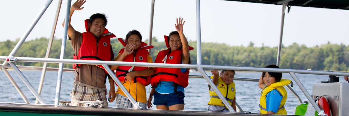 Tour boat at Beausoleil Island.