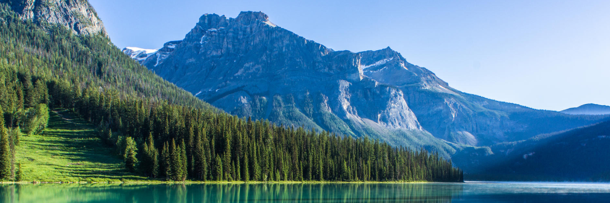 Le lac Emerald au parc national Yoho.