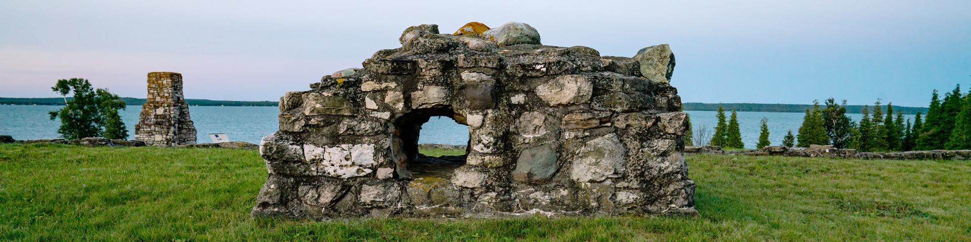 Ruines du lieu historique national du Fort-St. Joseph sur les rives du lac Huron